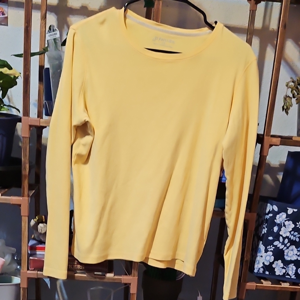 Yellow Womens Top Size Large